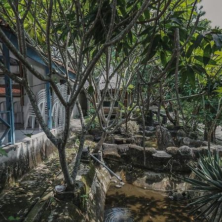 Reddoorz Near Pantai Florida Anyer Hotel Serang Ngoại thất bức ảnh