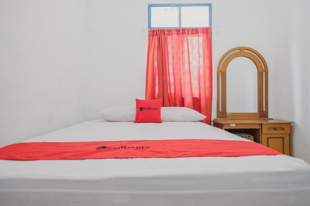 Reddoorz Near Pantai Florida Anyer Hotel Serang Ngoại thất bức ảnh