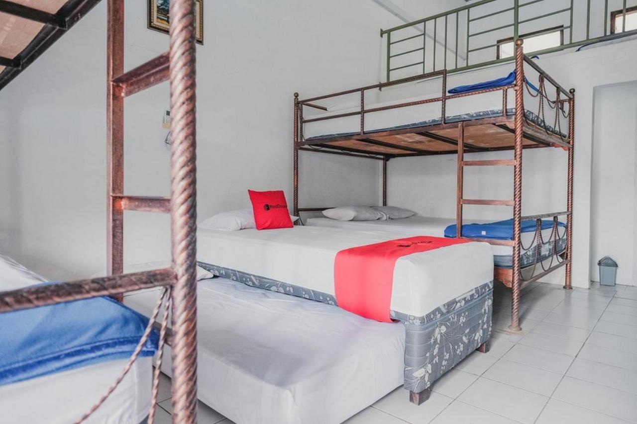 Reddoorz Near Pantai Florida Anyer Hotel Serang Ngoại thất bức ảnh
