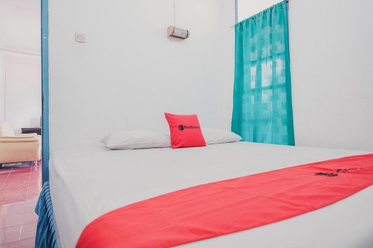 Reddoorz Near Pantai Florida Anyer Hotel Serang Ngoại thất bức ảnh
